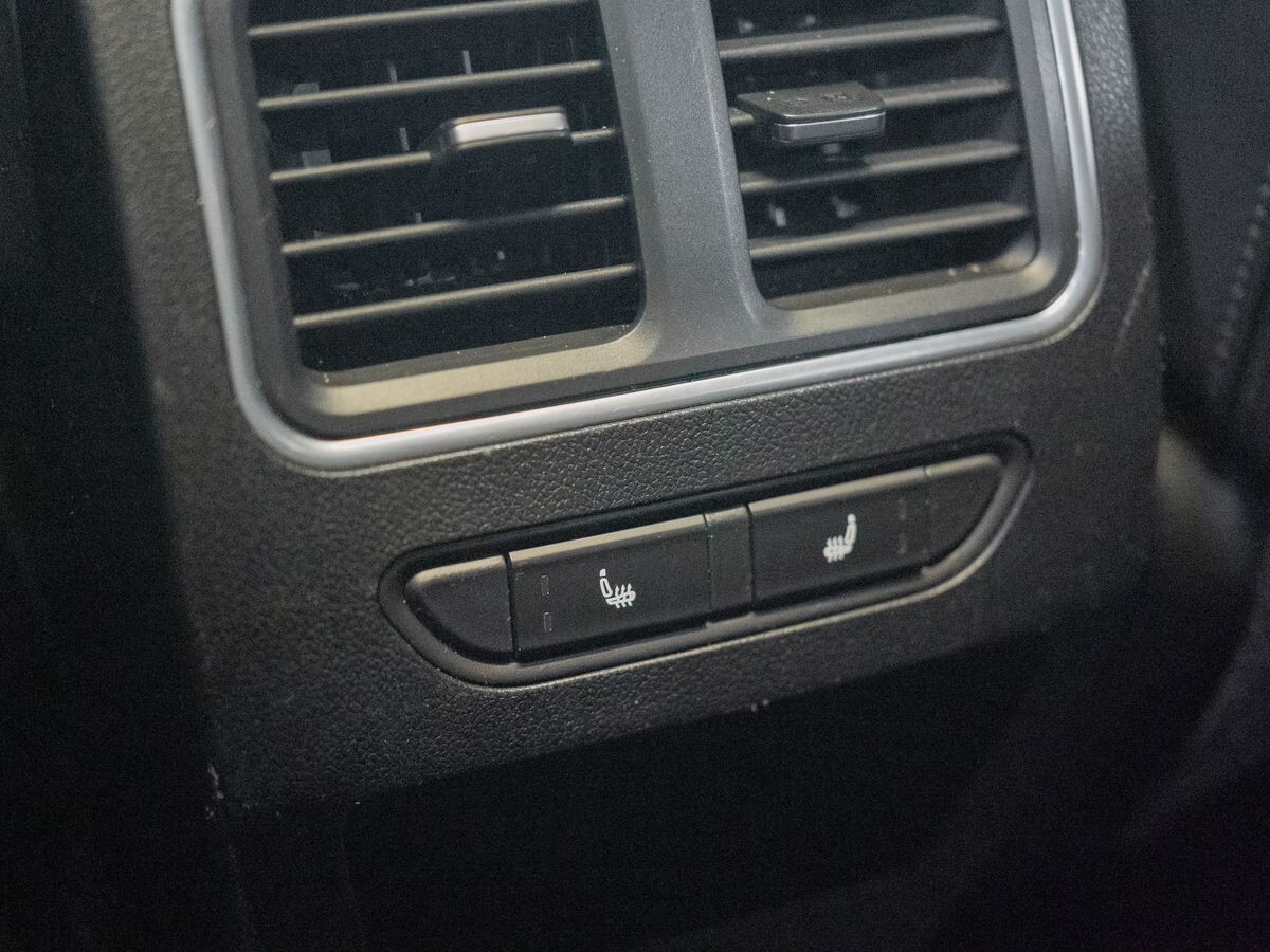 Haval F7 2021 - фото автомобиля