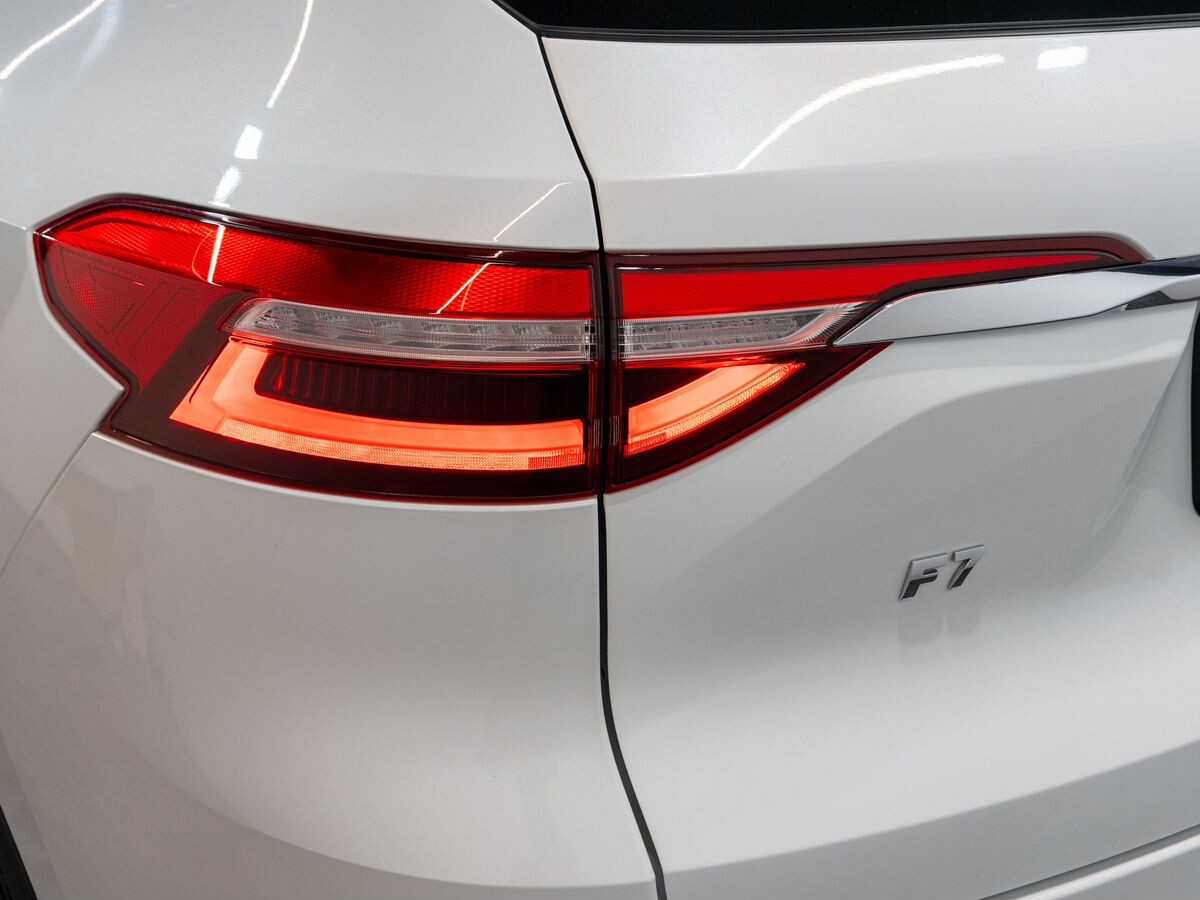 Haval F7 2021 - фото автомобиля