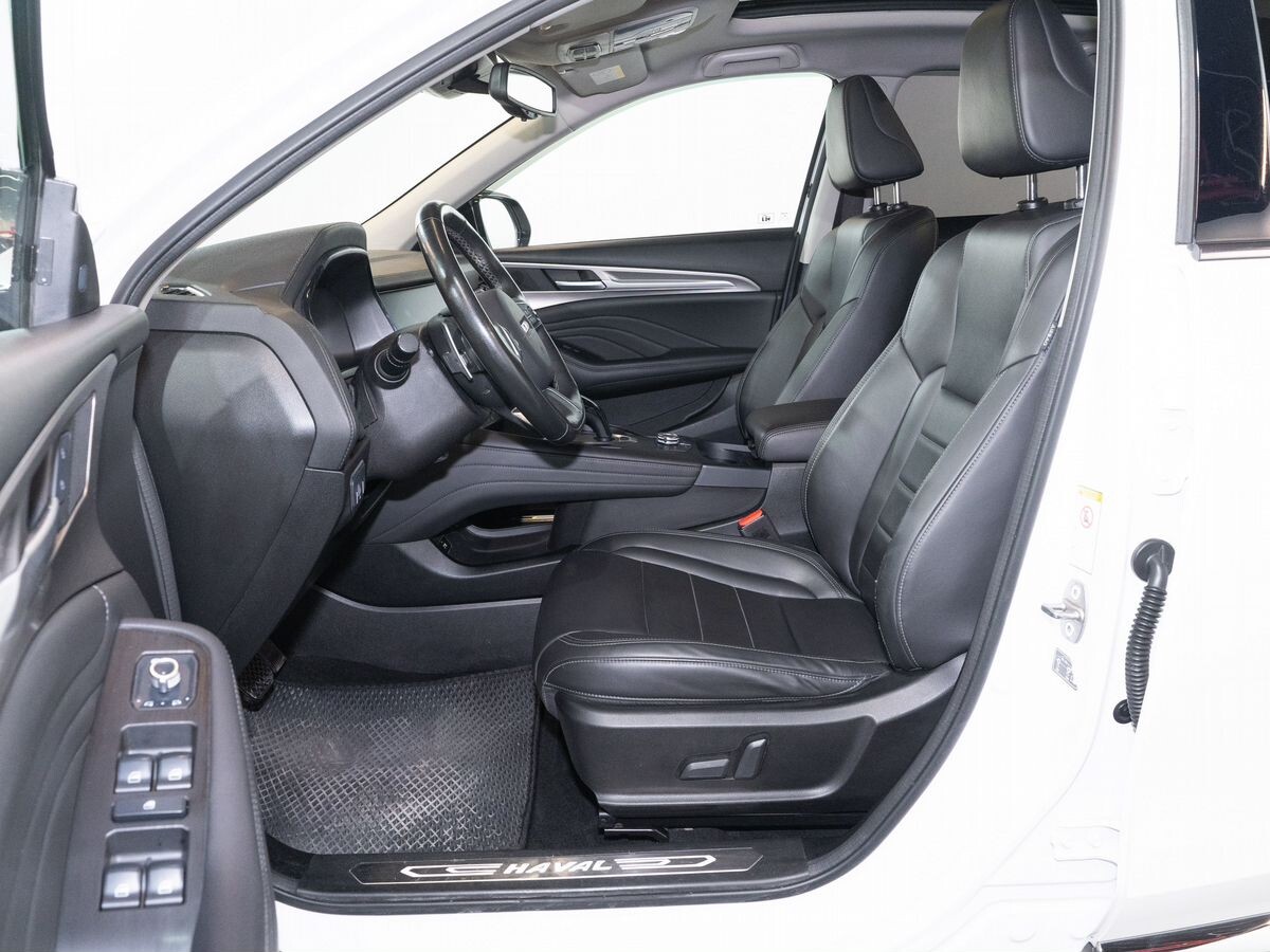 Haval F7 2021 - фото автомобиля