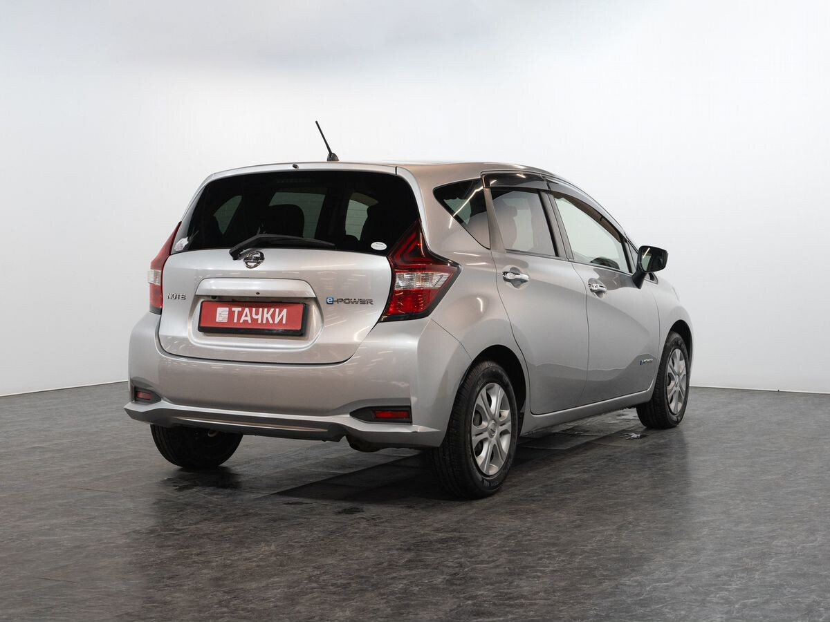 Nissan Note 2017 - фото автомобиля