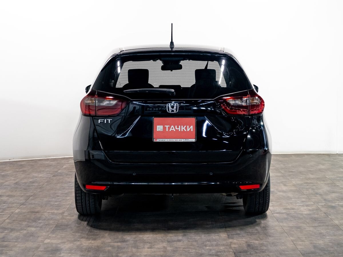 Honda Fit 2022 - фото автомобиля