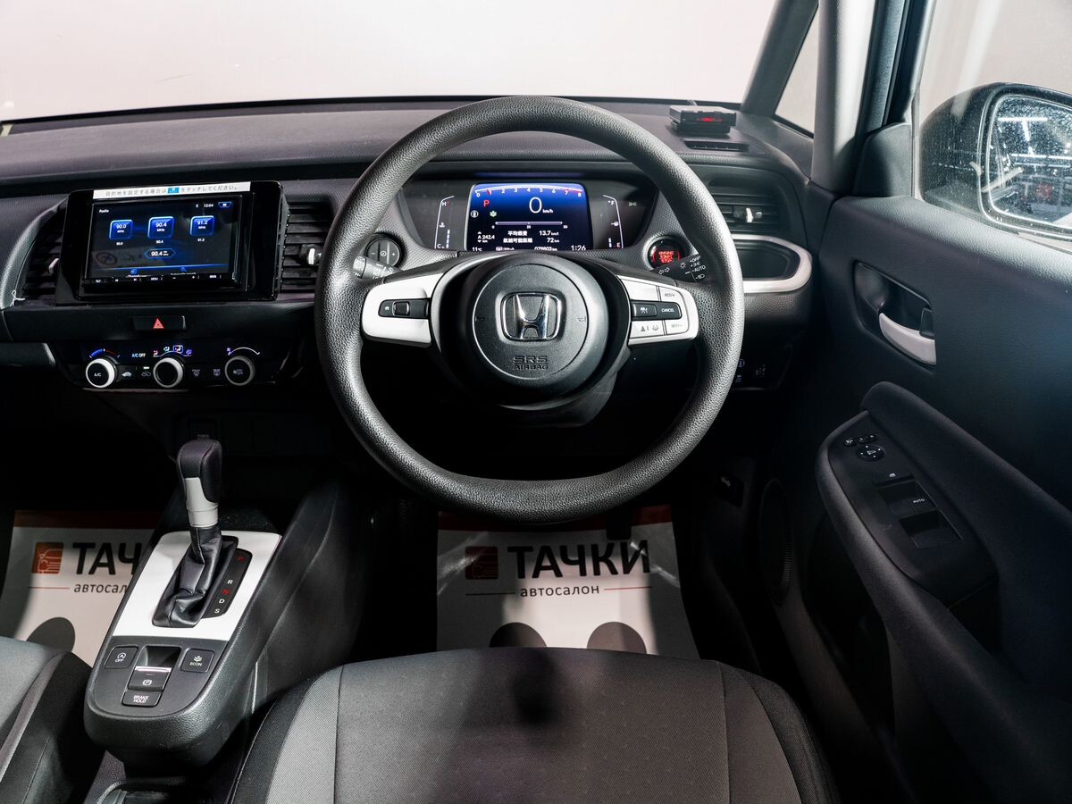 Honda Fit 2022 - фото автомобиля