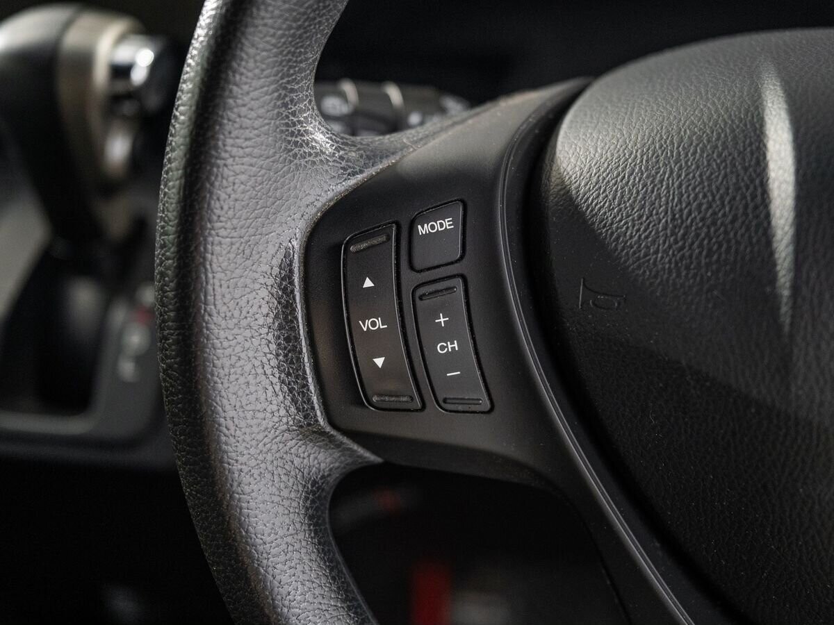Honda Freed Spike 2016 - фото автомобиля