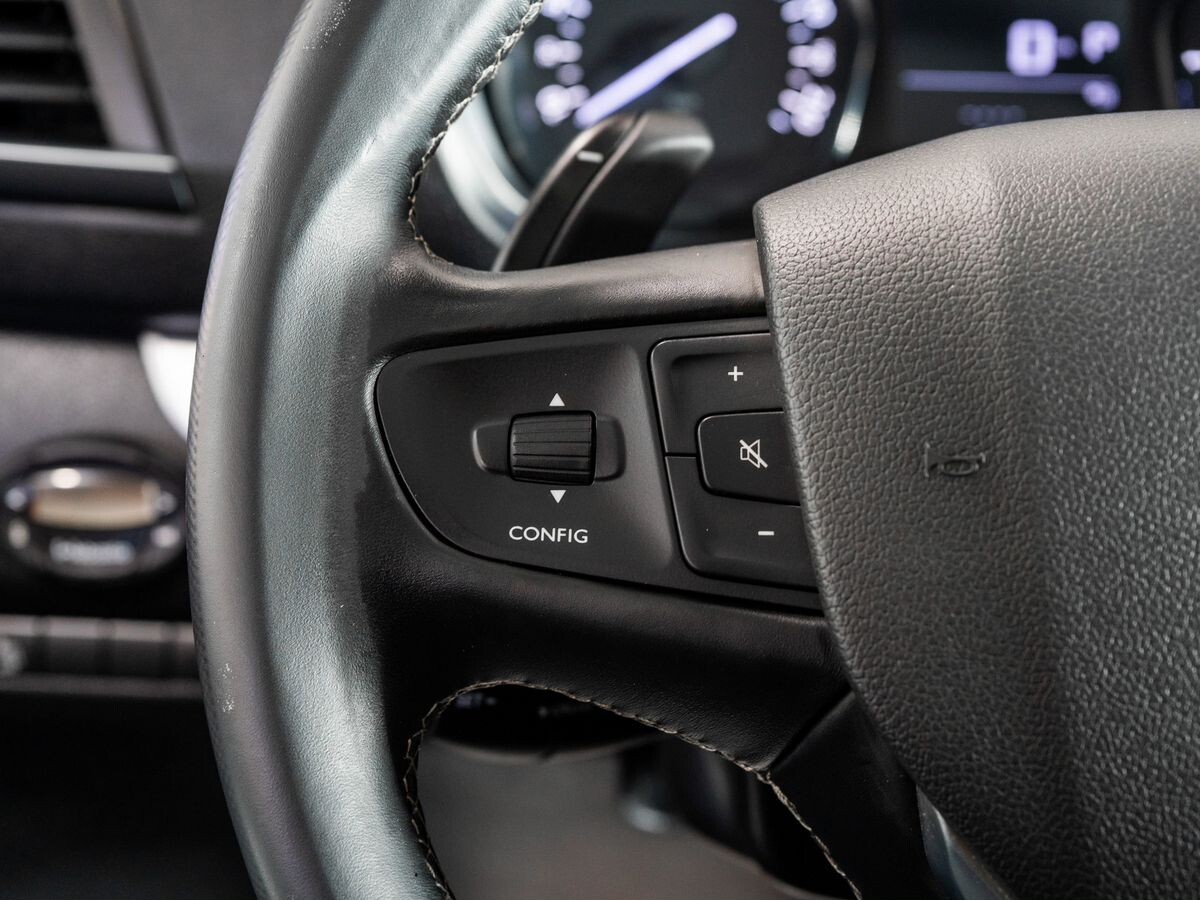 Peugeot Traveller 2021 - фото автомобиля