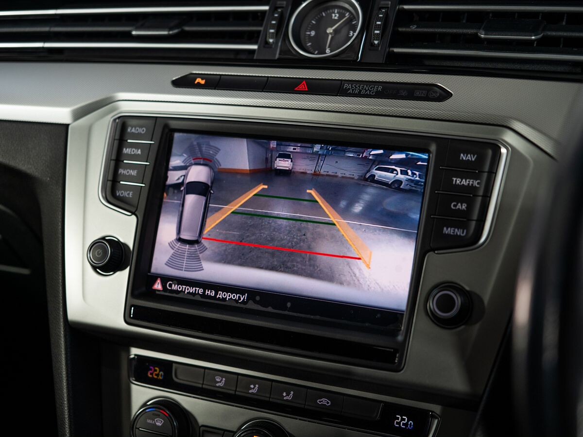 Volkswagen Passat 2015 - фото автомобиля