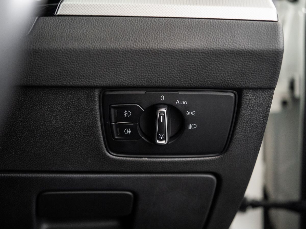Volkswagen Passat 2015 - фото автомобиля