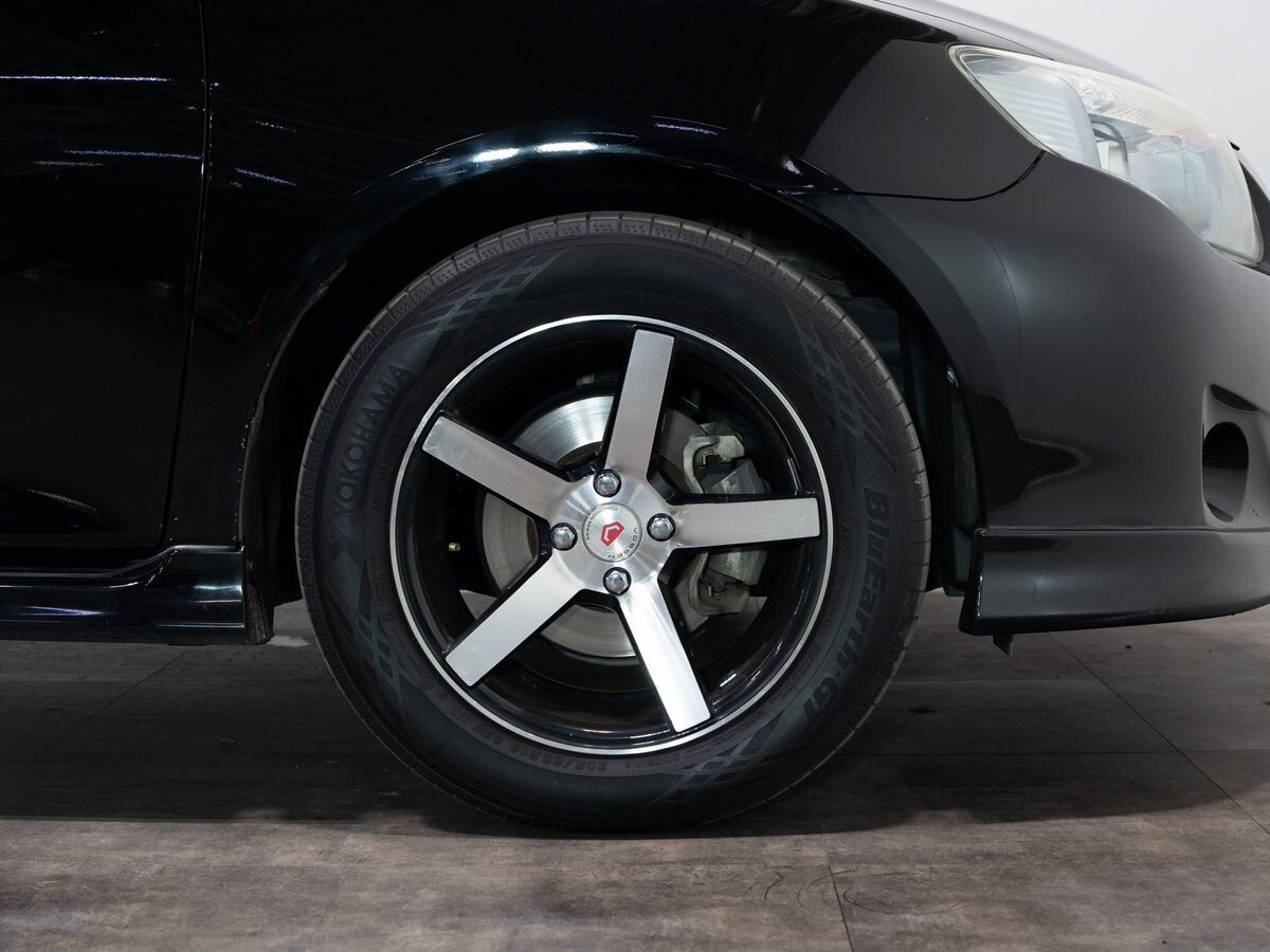 Toyota Corolla Fielder 2010 - фото автомобиля