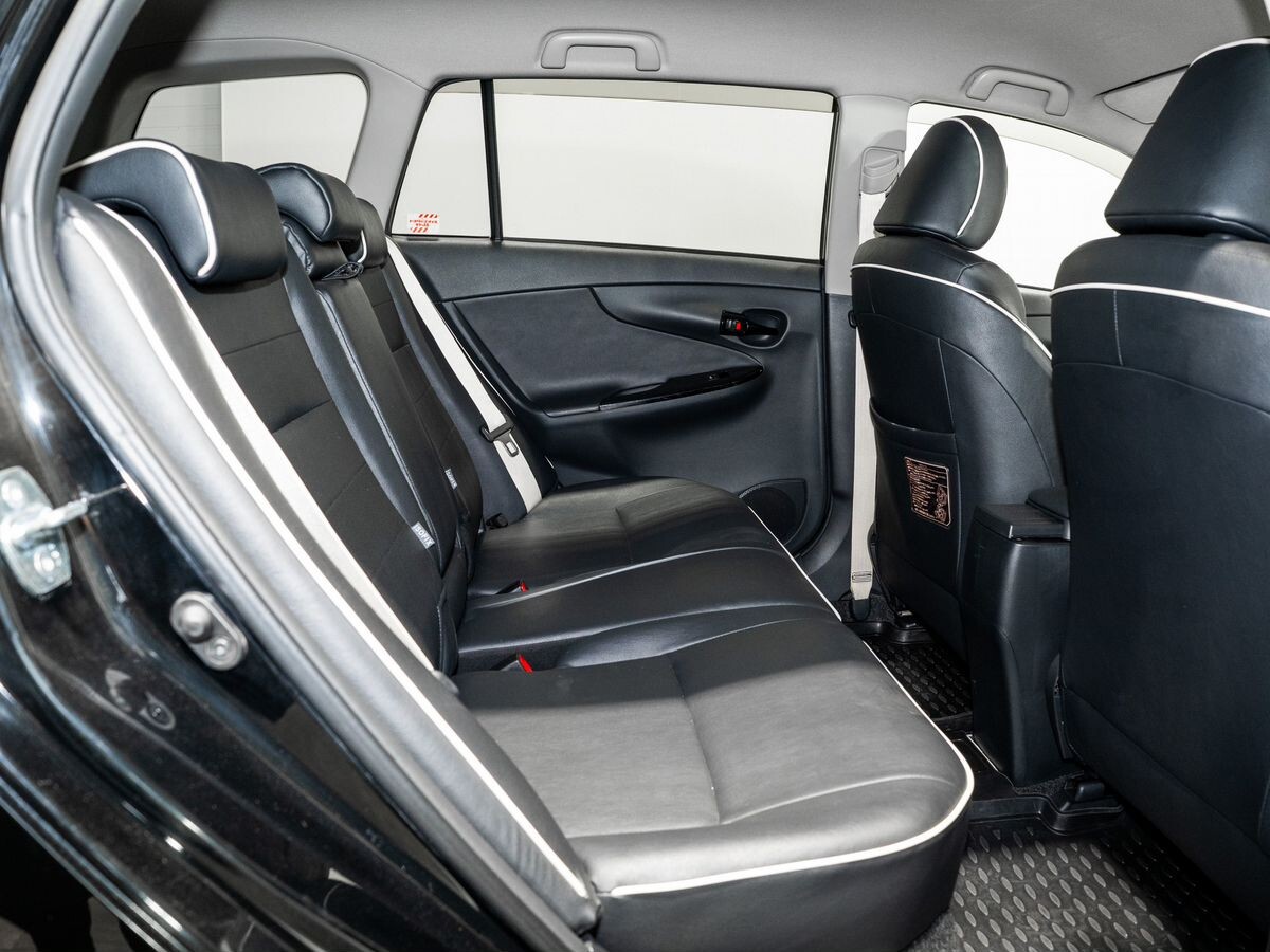 Toyota Corolla Fielder 2010 - фото автомобиля