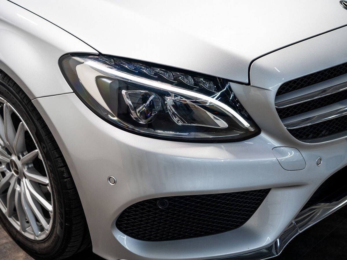 Mercedes-Benz C-Class 2018 - фото автомобиля
