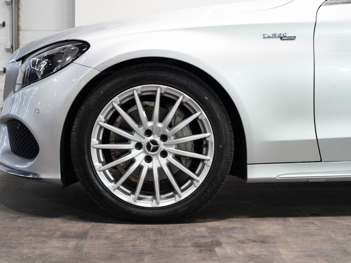 Mercedes-Benz C-Class 2018 - фото автомобиля