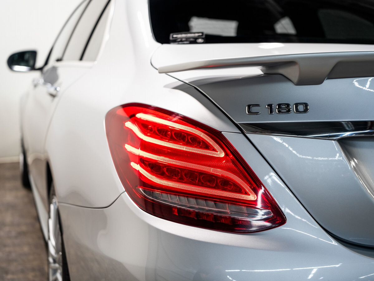 Mercedes-Benz C-Class 2018 - фото автомобиля