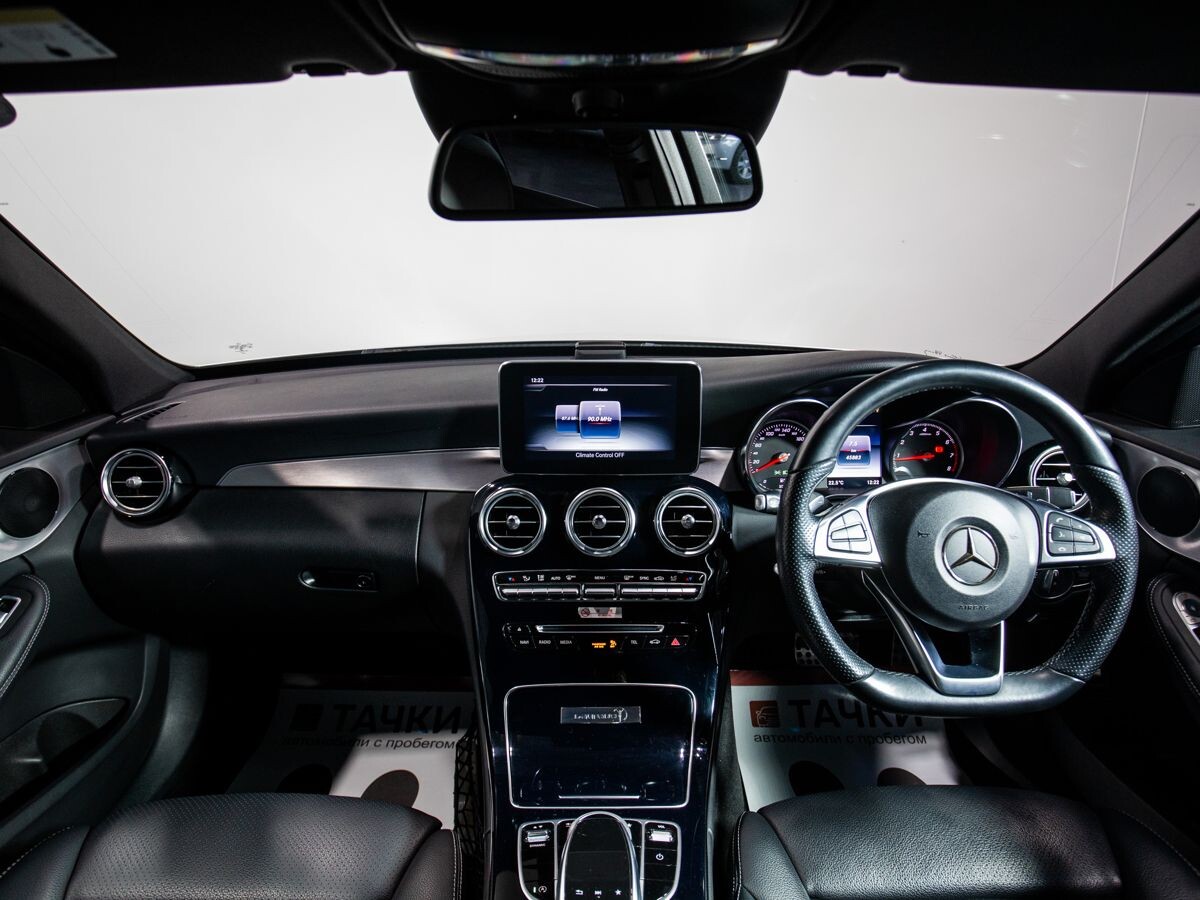 Mercedes-Benz C-Class 2018 - фото автомобиля
