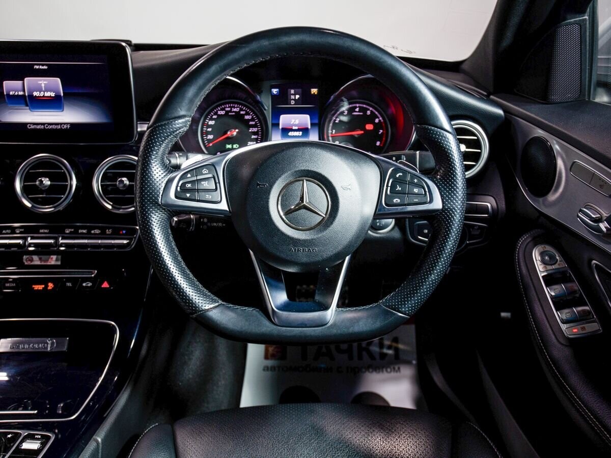 Mercedes-Benz C-Class 2018 - фото автомобиля