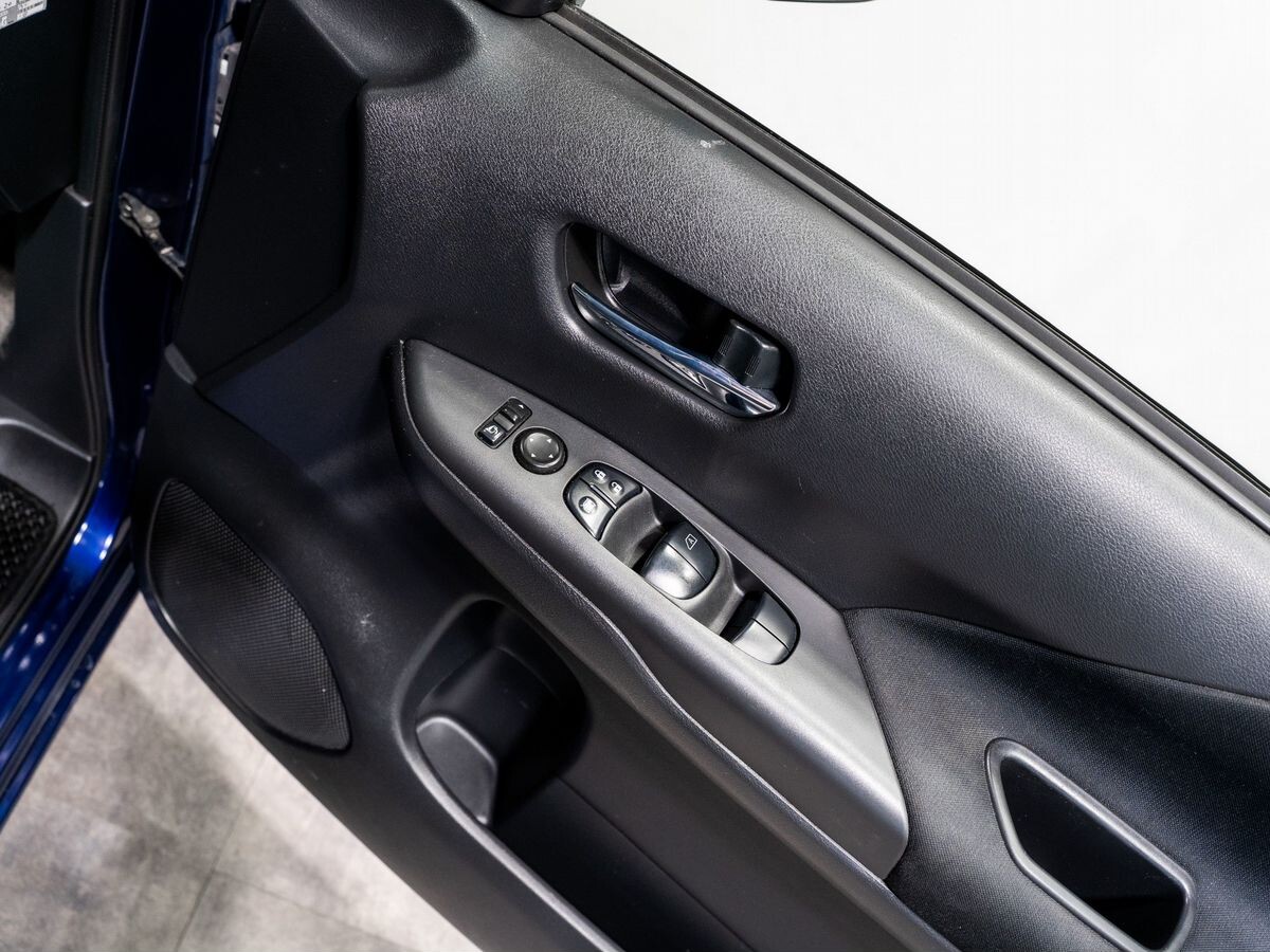 Nissan Serena 2018 - фото автомобиля