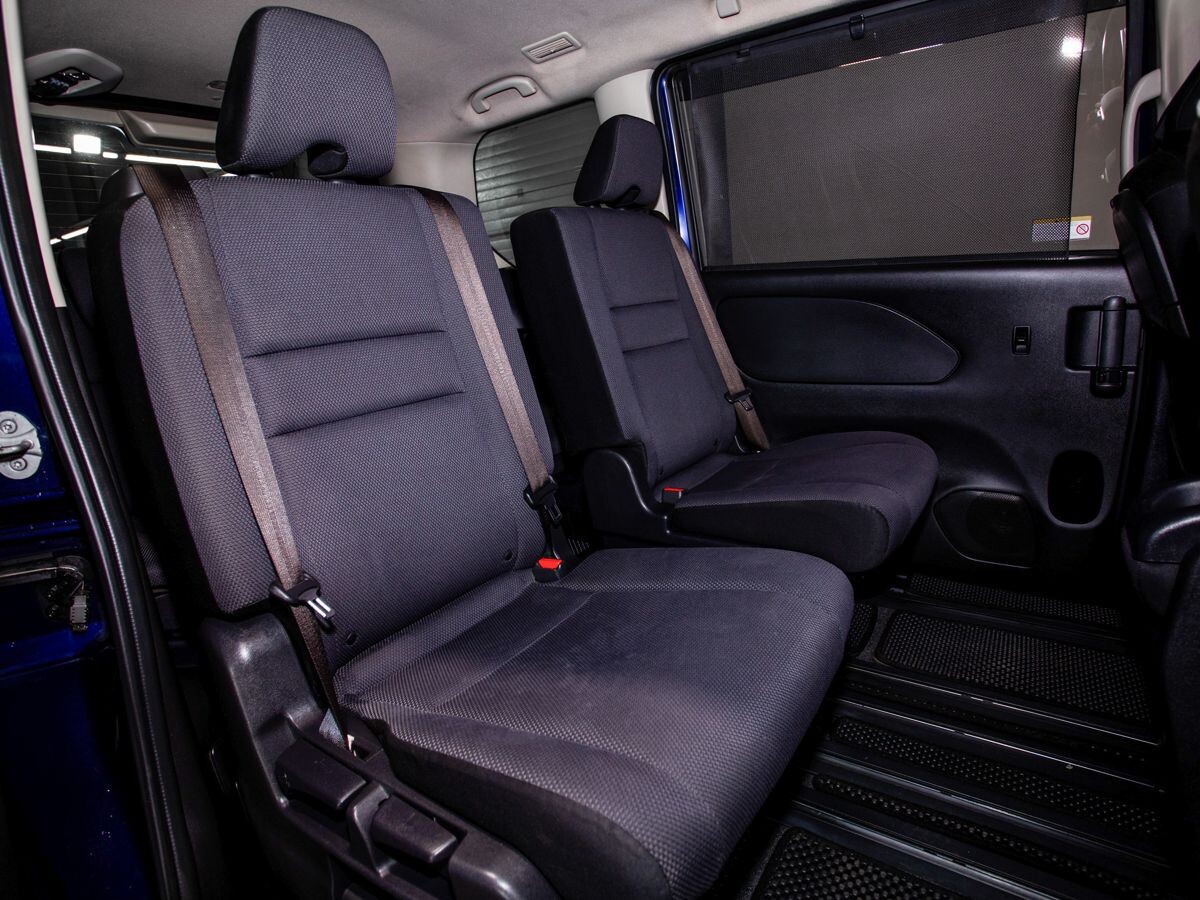 Nissan Serena 2018 - фото автомобиля
