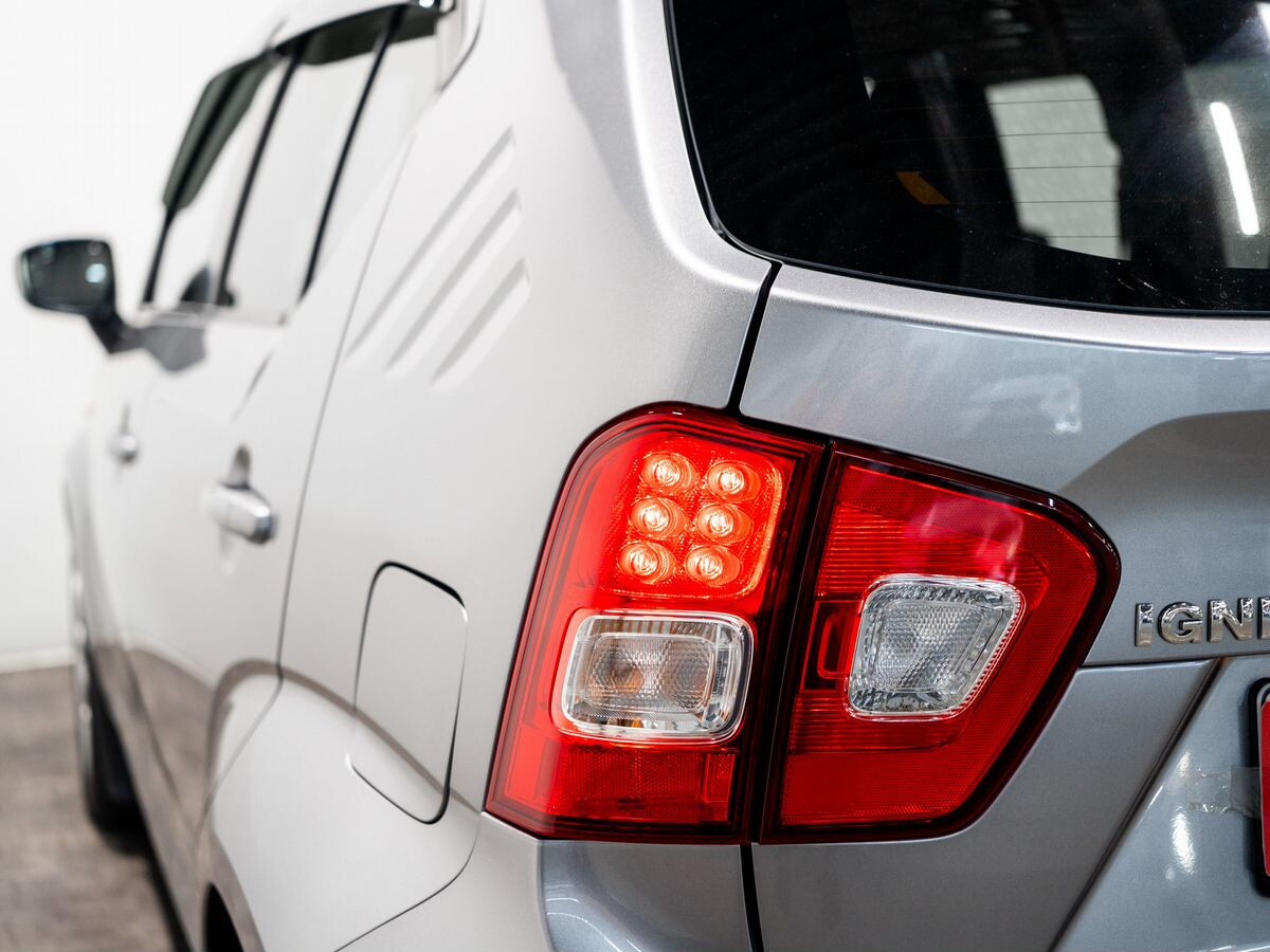 Suzuki Ignis 2019 - фото автомобиля
