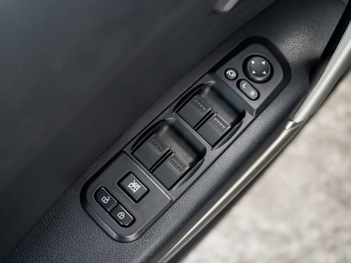 FAW Besturn X80 2019 - фото автомобиля