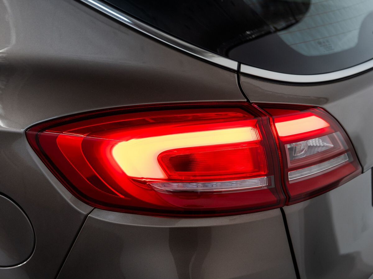 FAW Besturn X80 2019 - фото автомобиля