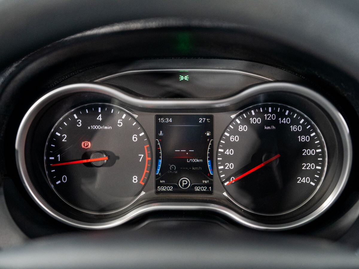 FAW Besturn X80 2019 - фото автомобиля