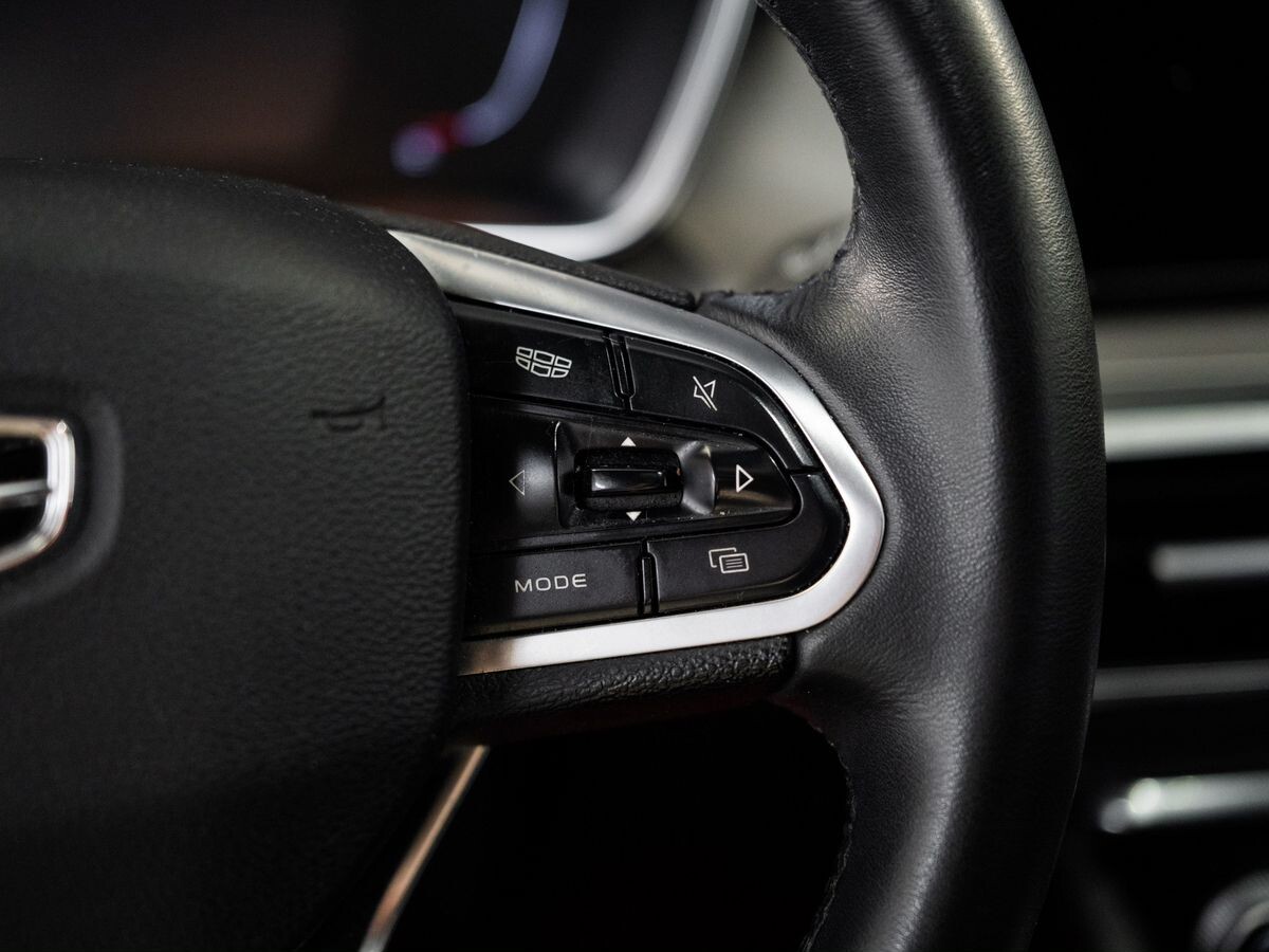 Geely Coolray 2020 - фото автомобиля