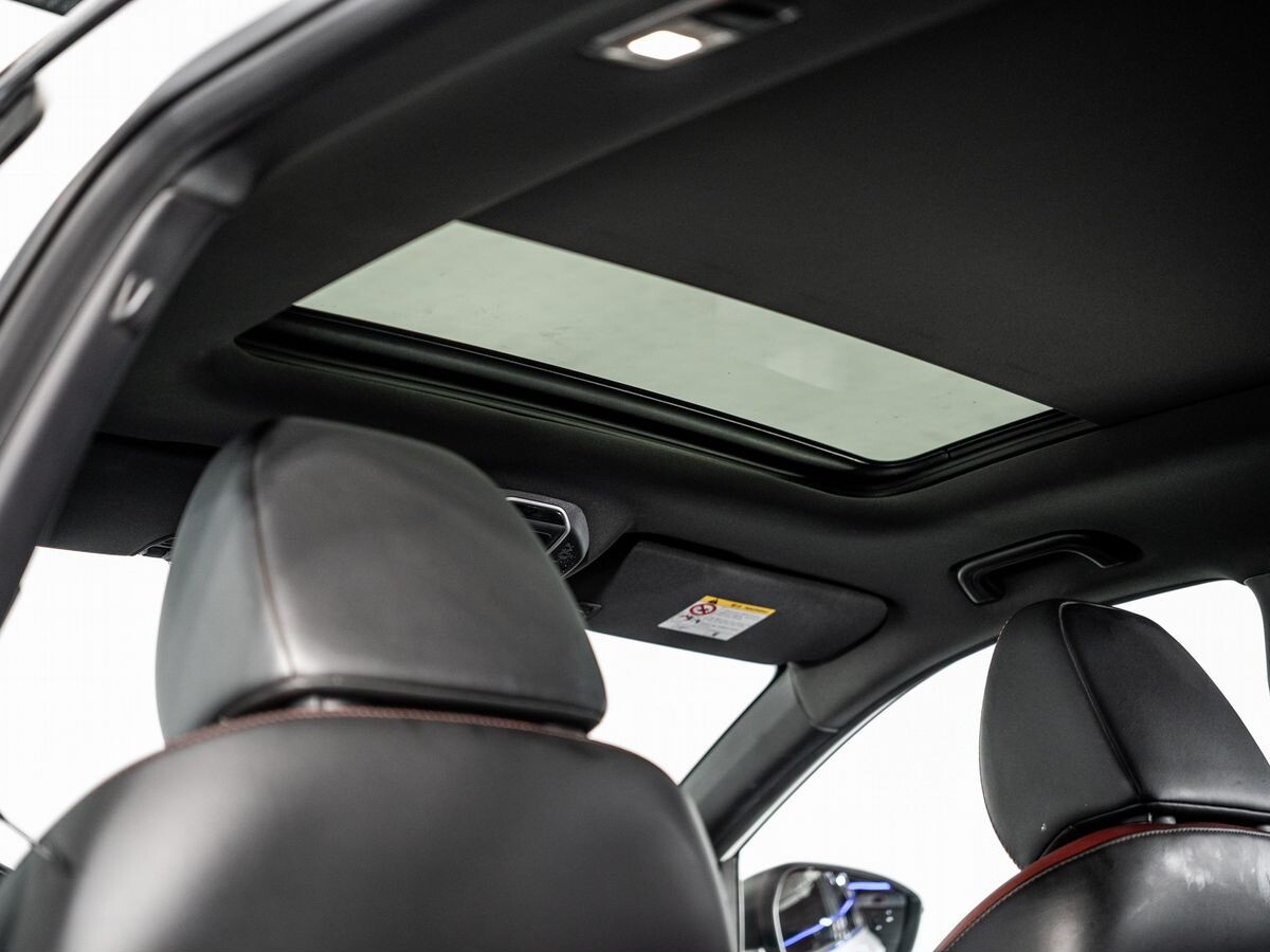 Geely Coolray 2020 - фото автомобиля