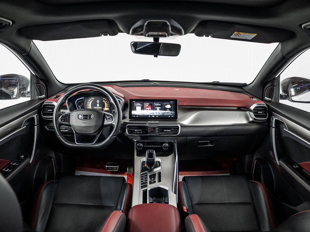 Geely Coolray 2020 - фото автомобиля