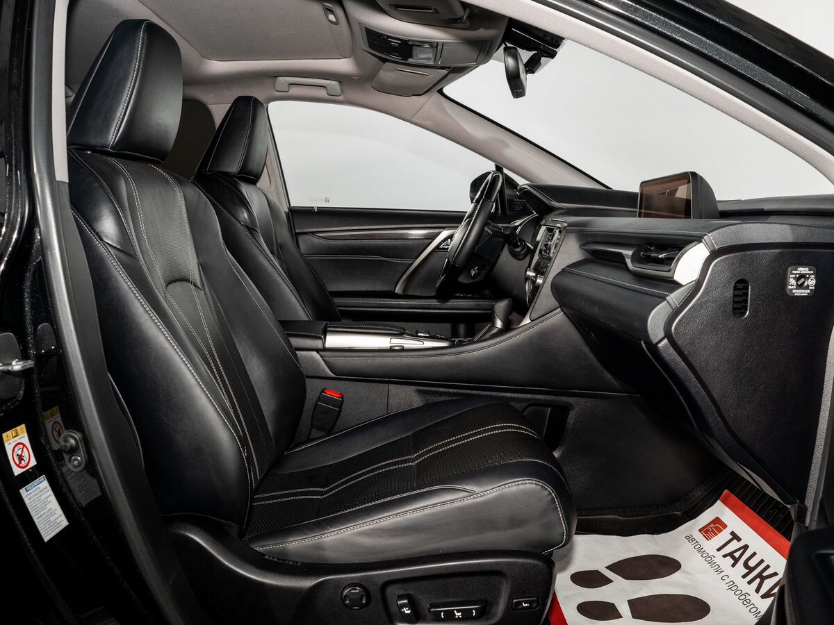 Lexus RX200t 2016 - фото автомобиля
