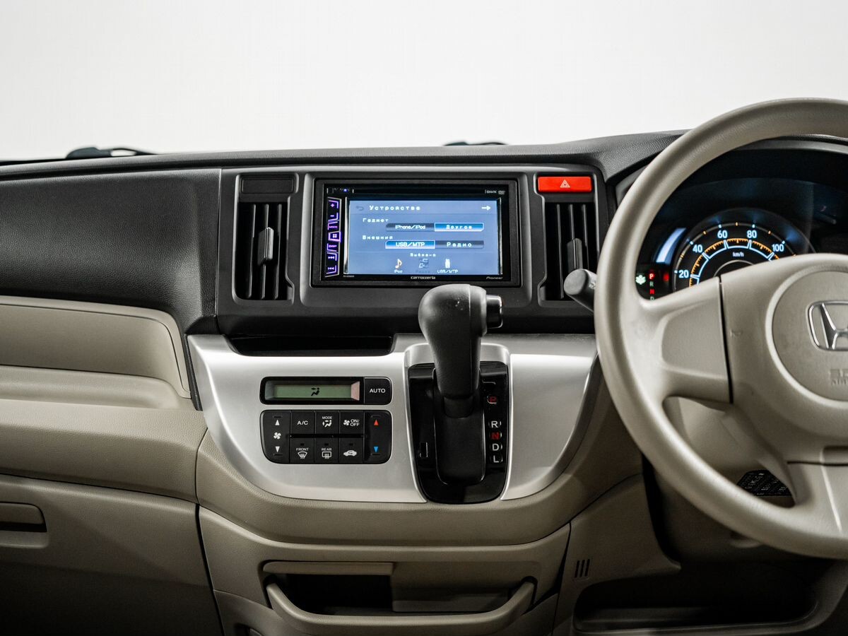Honda N-WGN 2018 - фото автомобиля