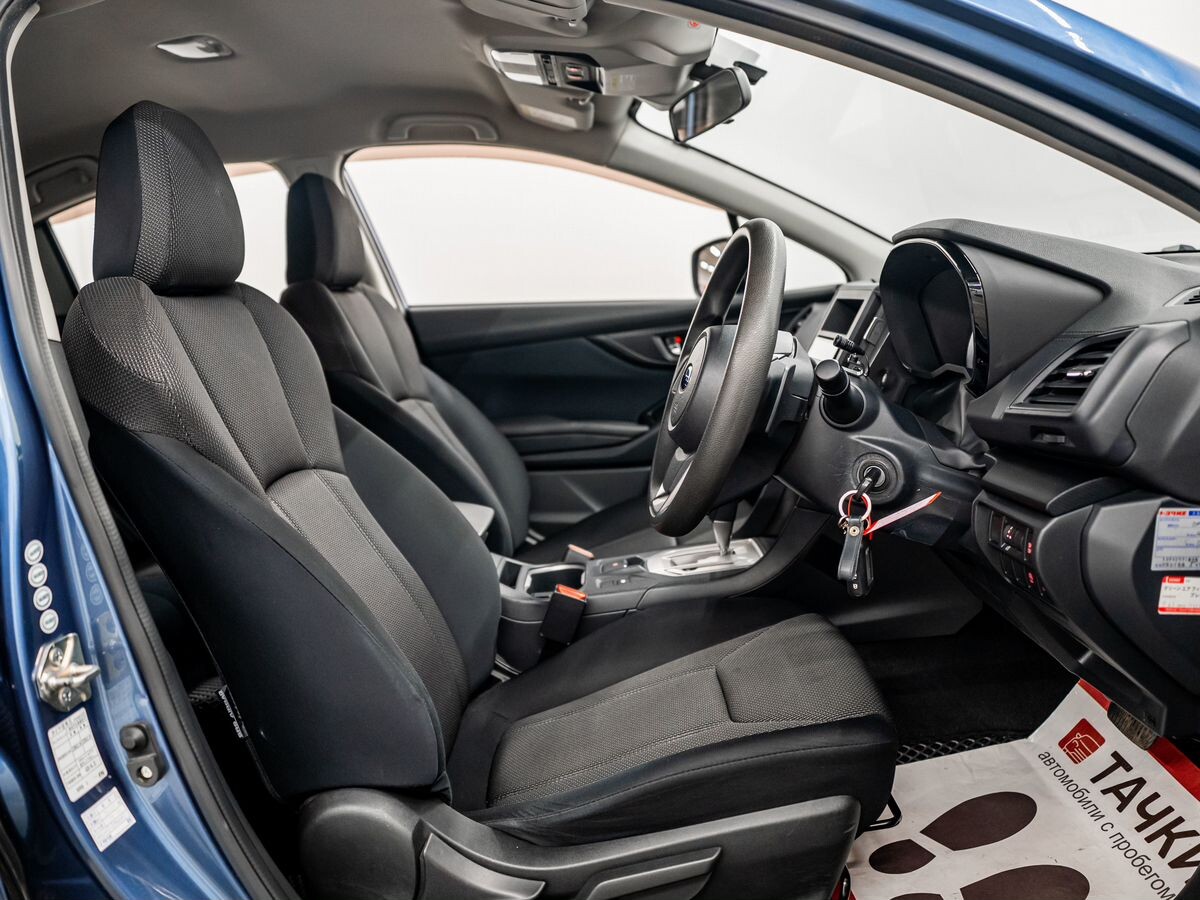 Subaru Impreza 2017 - фото автомобиля