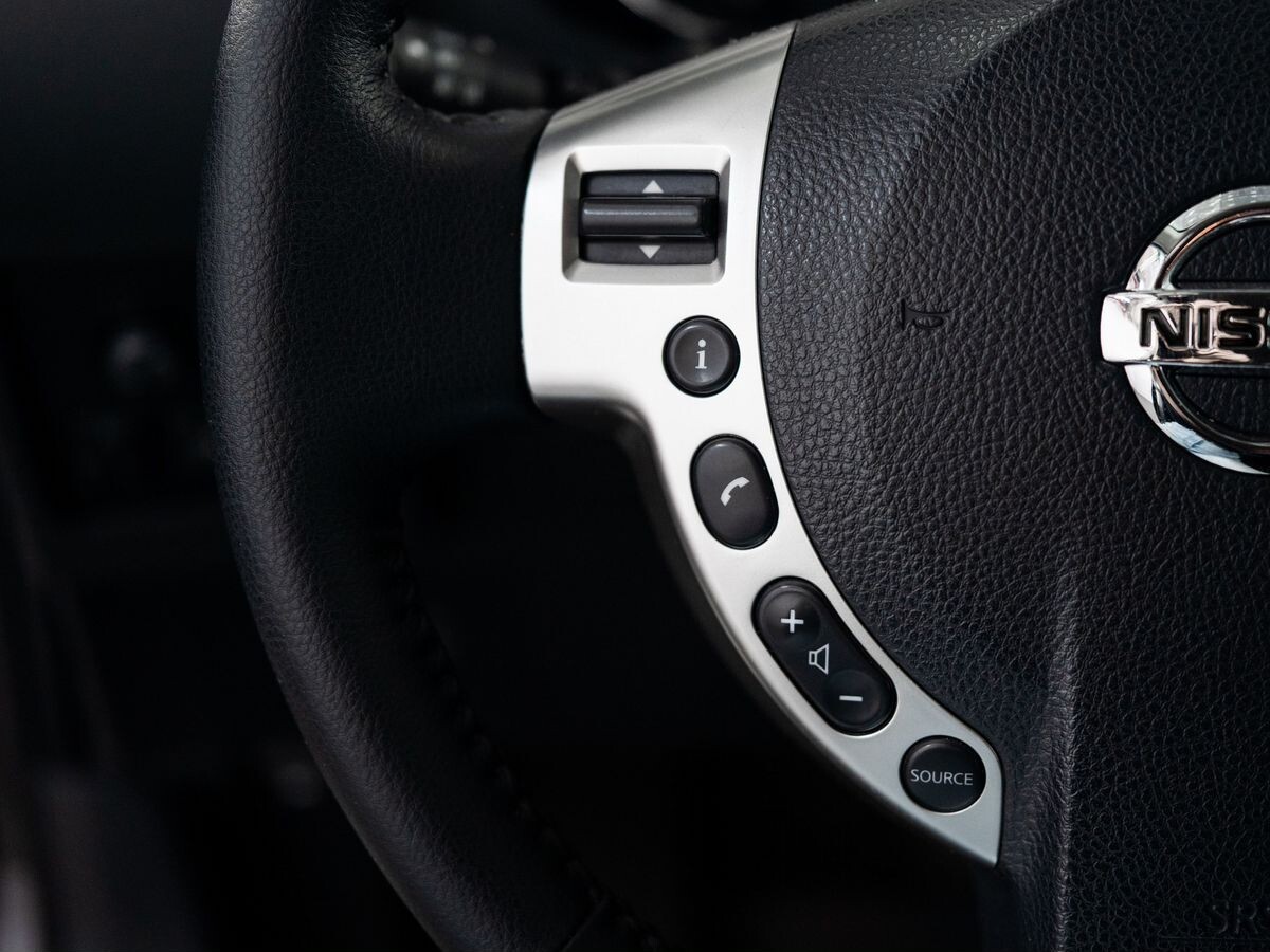 Nissan Qashqai 2010 - фото автомобиля