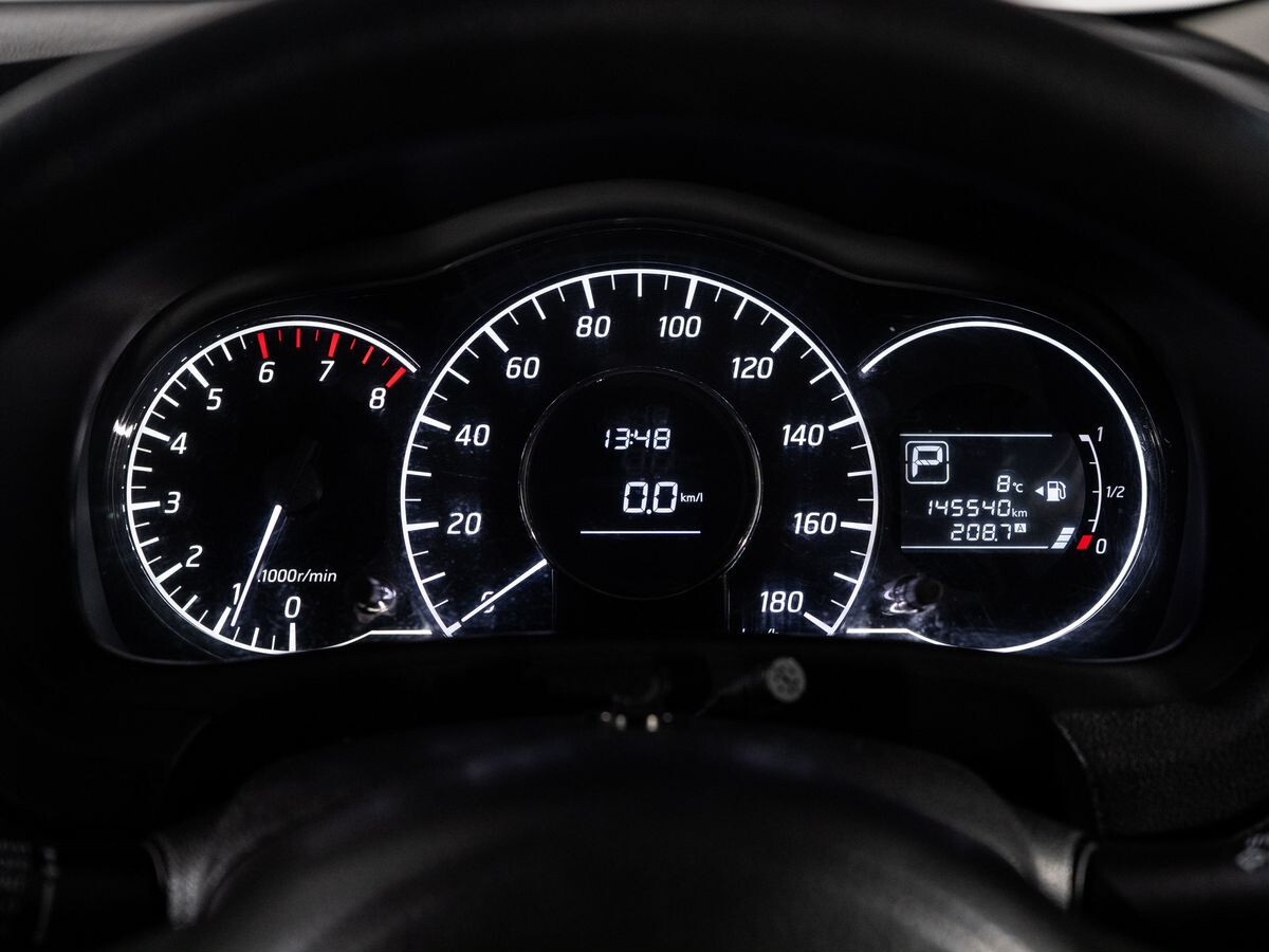 Nissan Note 2014 - фото автомобиля