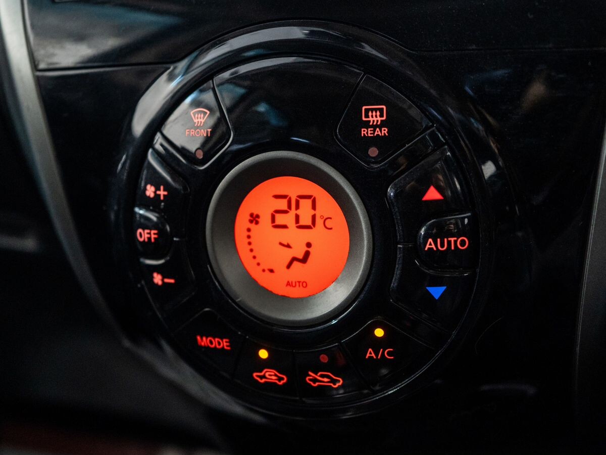 Nissan Note 2014 - фото автомобиля