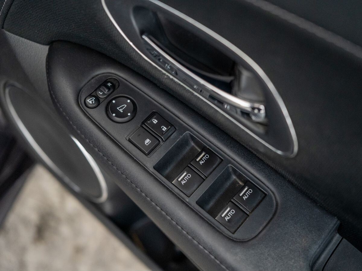 Honda Vezel 2014 - фото автомобиля