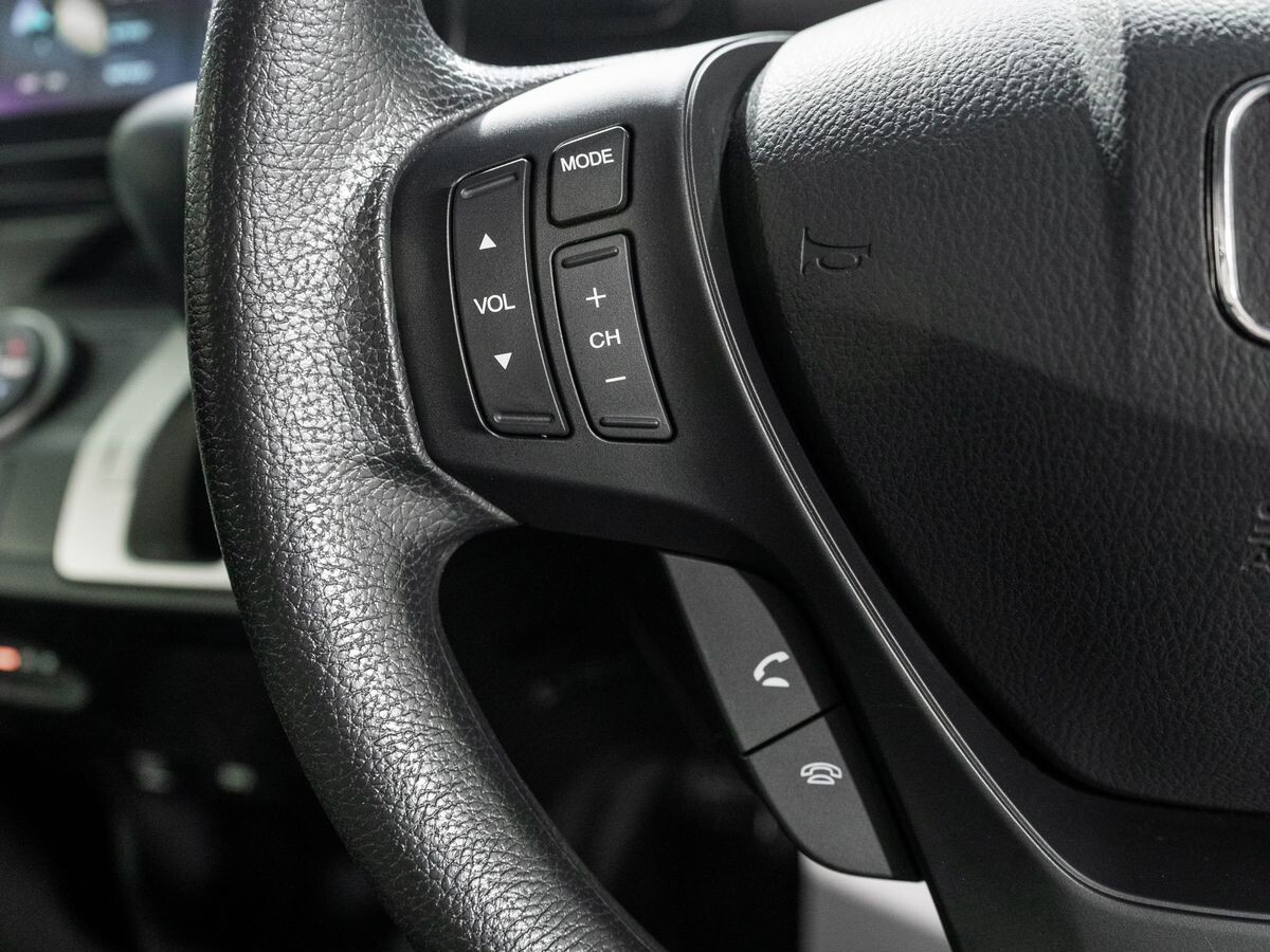 Honda Freed 2012 - фото автомобиля