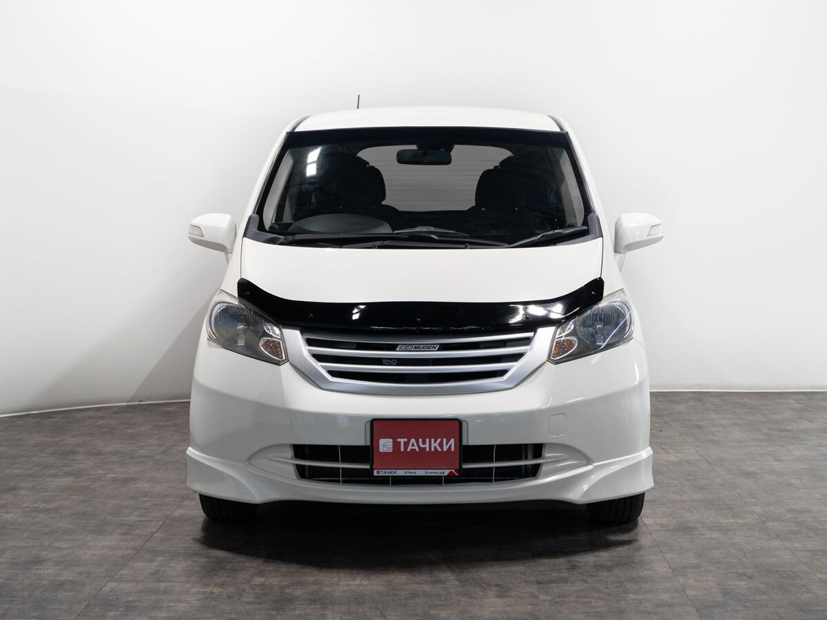 Honda Freed 2011 - фото автомобиля