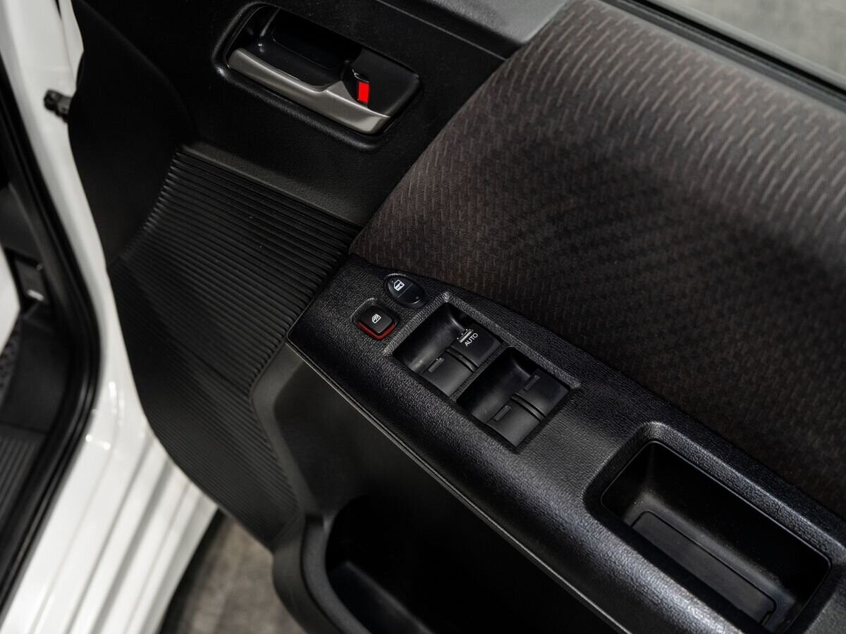 Honda Freed 2011 - фото автомобиля