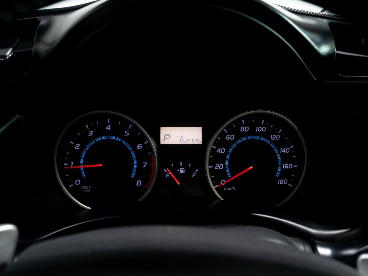 Toyota Wish 2009 - фото автомобиля