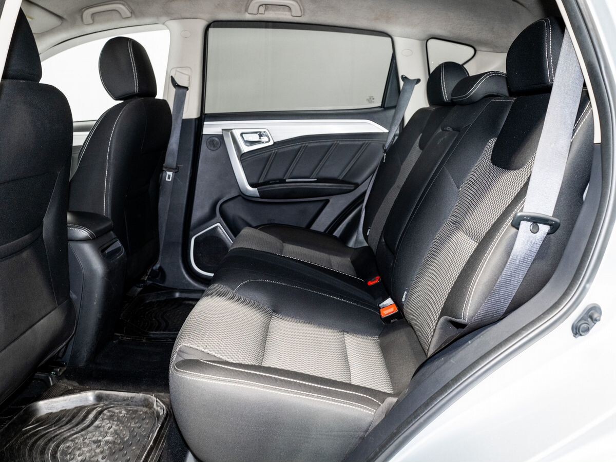 Geely Emgrand X7 2019 - фото автомобиля