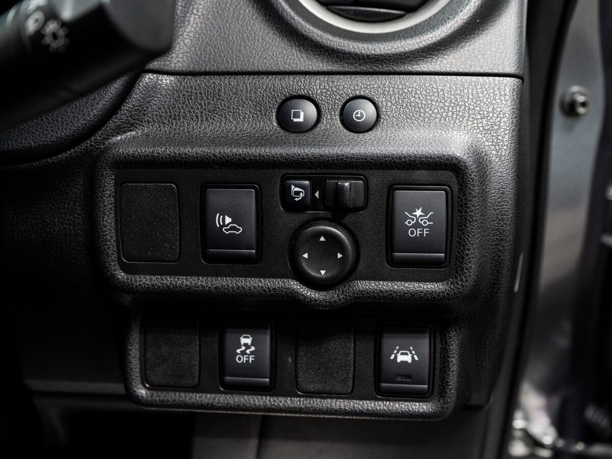 Nissan Note 2018 - фото автомобиля
