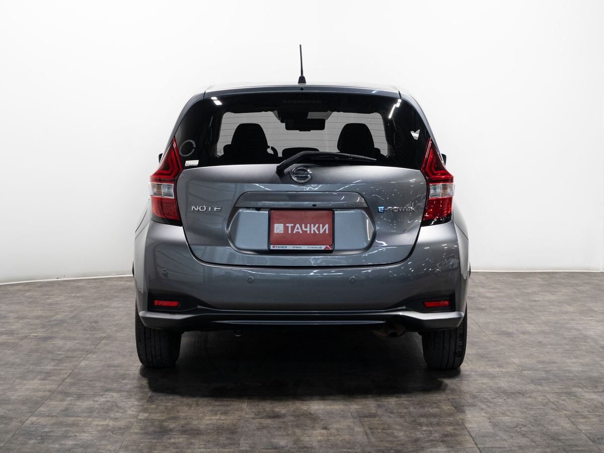 Nissan Note 2018 - фото автомобиля
