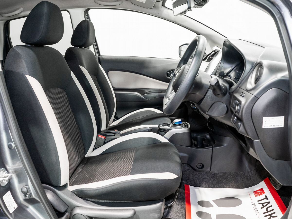 Nissan Note 2018 - фото автомобиля