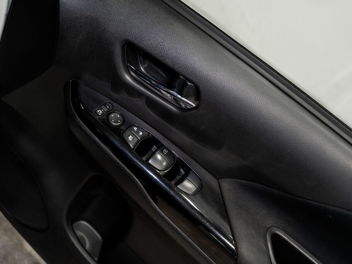 Nissan Serena 2016 - фото автомобиля