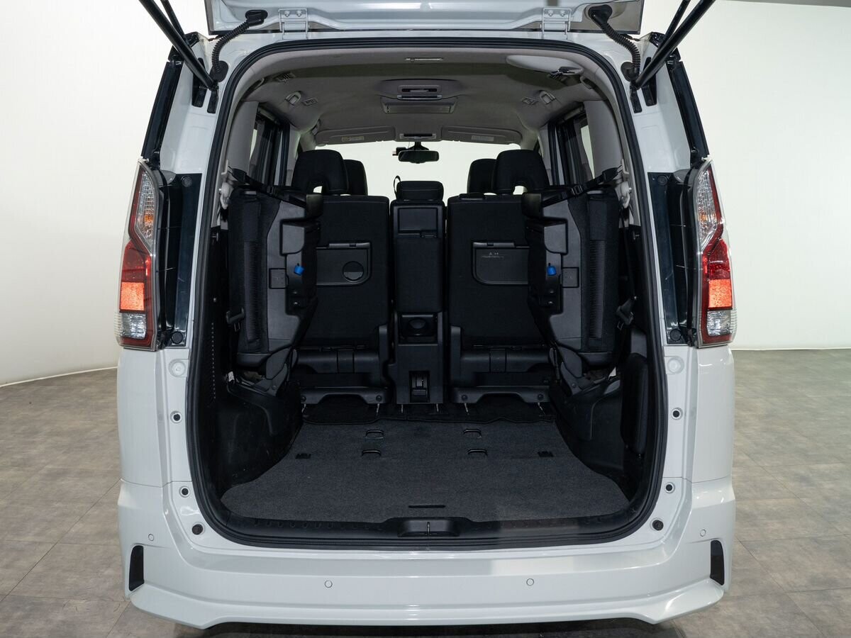 Nissan Serena 2016 - фото автомобиля