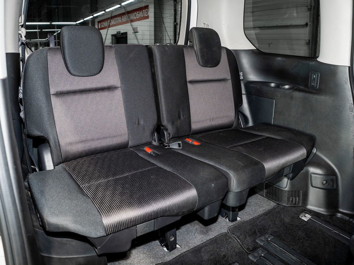 Nissan Serena 2016 - фото автомобиля