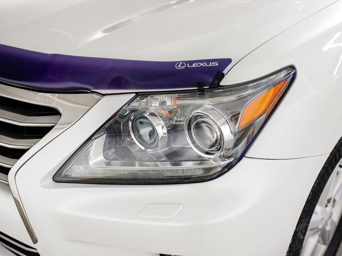 Lexus LX570 2013 - фото автомобиля