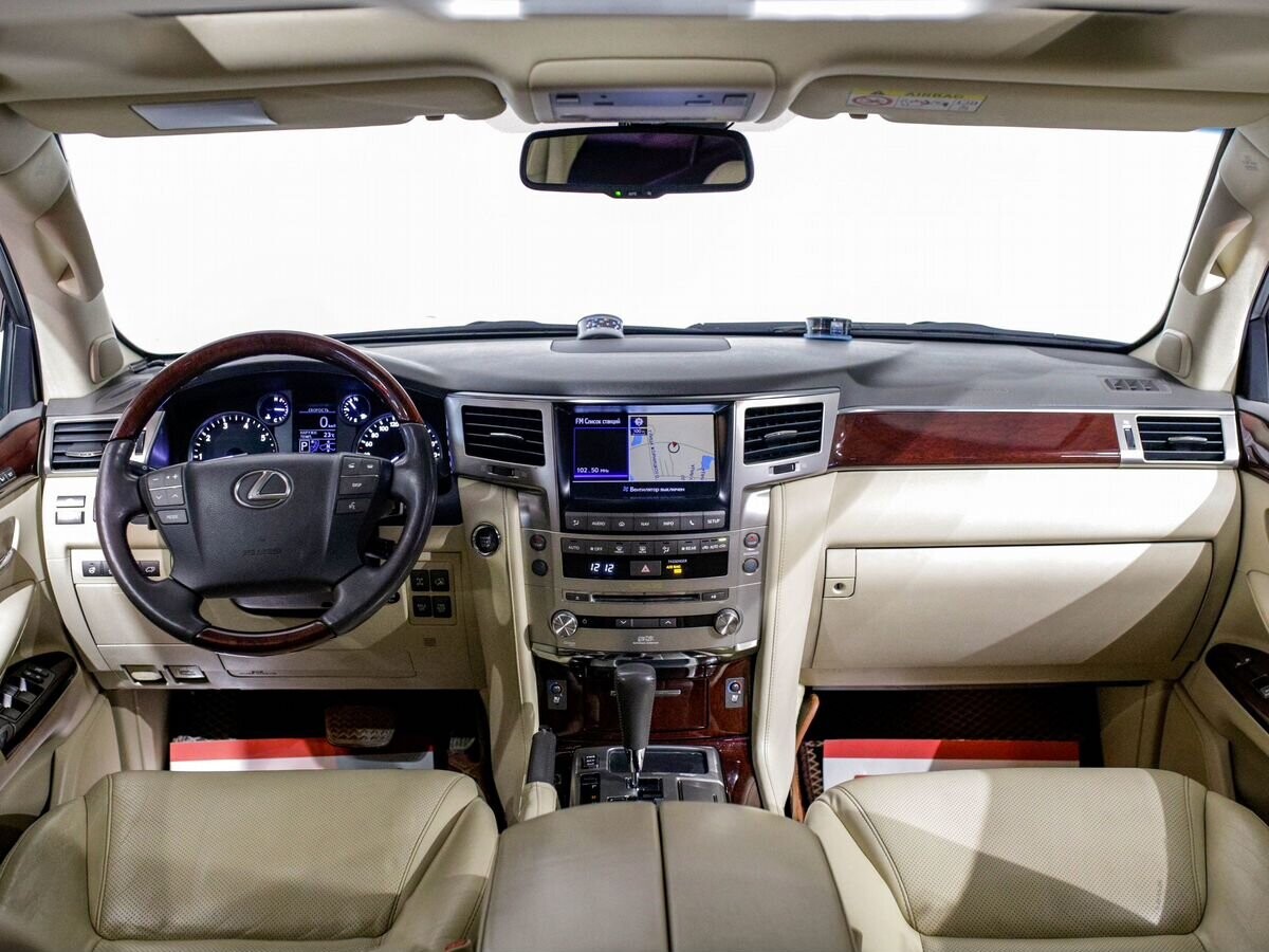 Lexus LX570 2013 - фото автомобиля