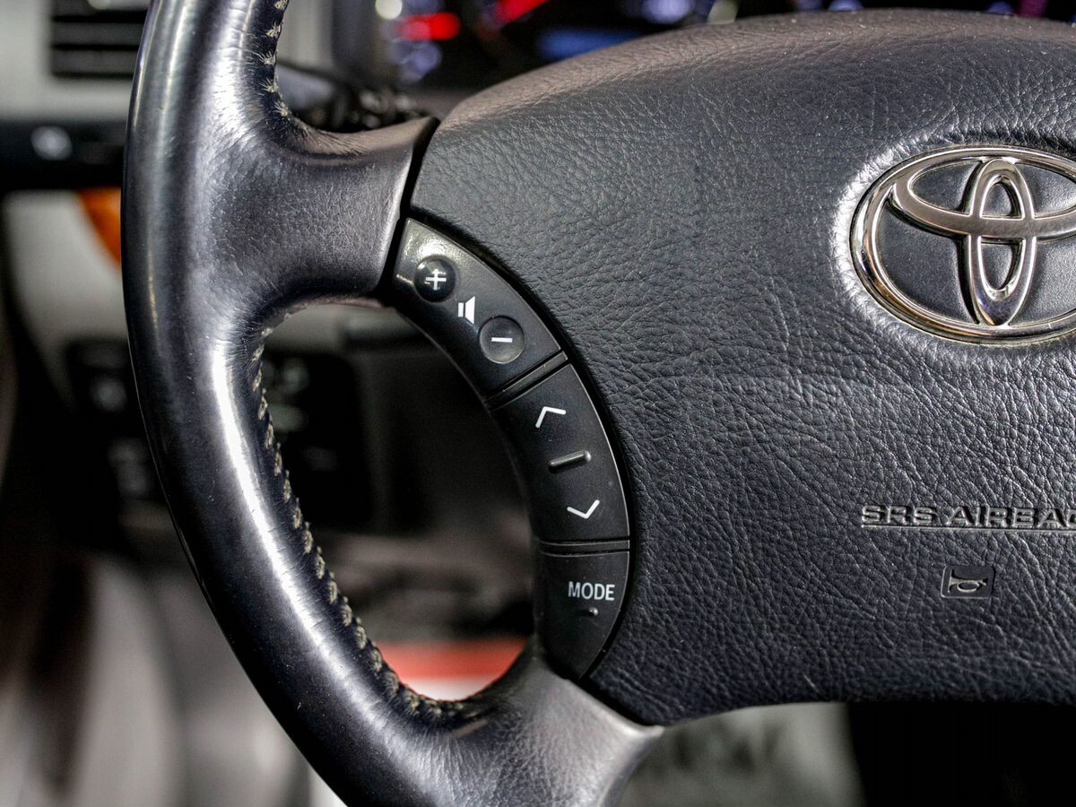 Toyota Land Cruiser Prado 2008 - фото автомобиля
