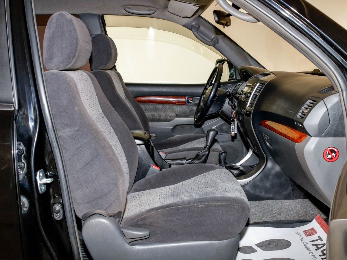 Toyota Land Cruiser Prado 2008 - фото автомобиля
