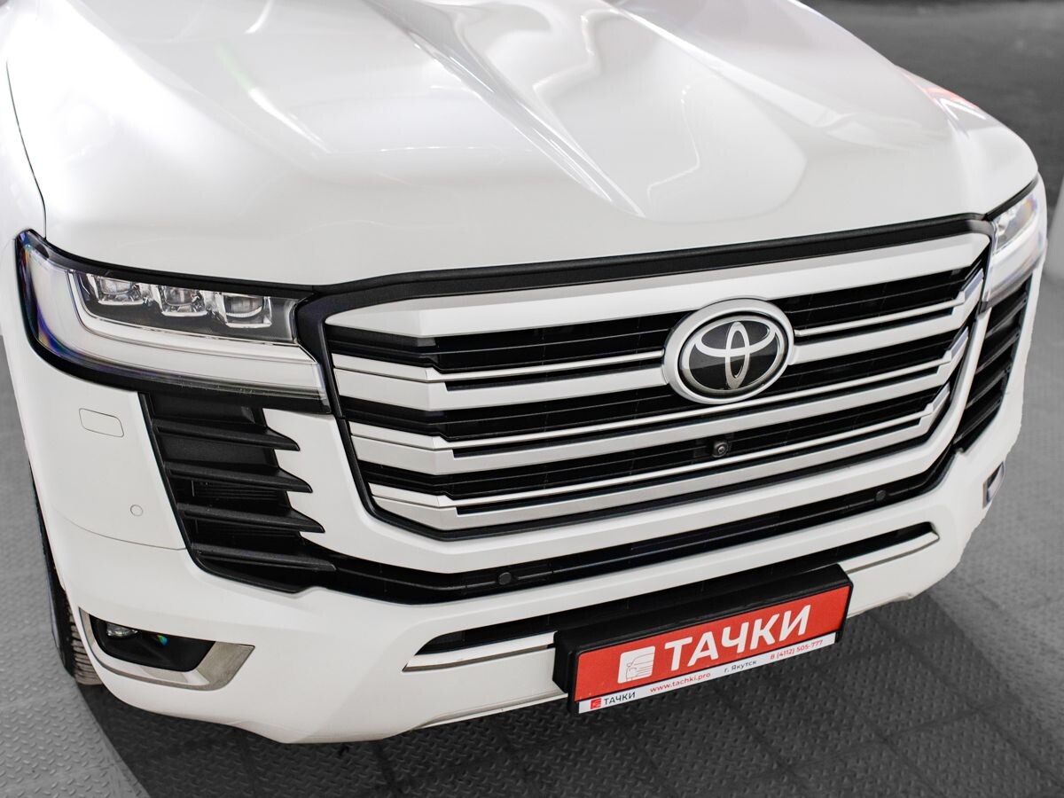 Toyota Land Cruiser 2021 - фото автомобиля