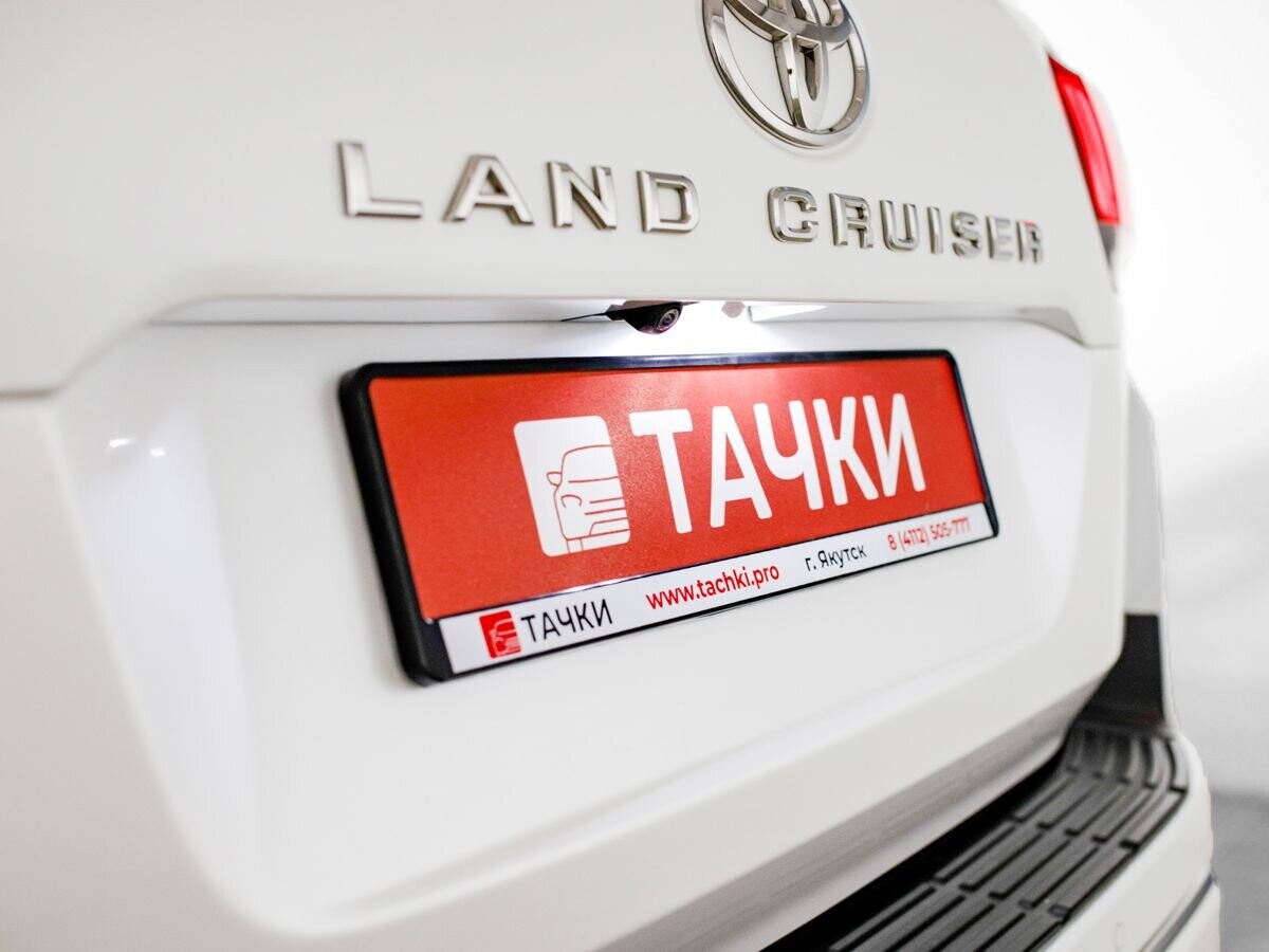 Toyota Land Cruiser 2021 - фото автомобиля